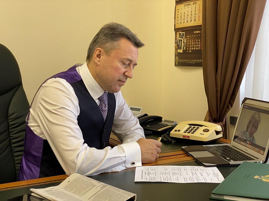 Анатолий Выборный провел онлайн-прием граждан